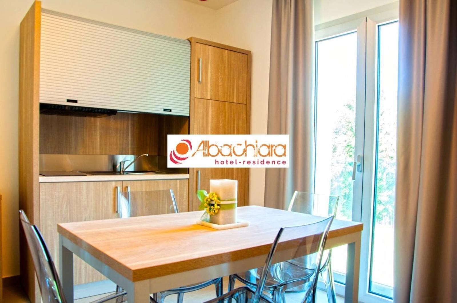 Residence Hotel Albachiara Rimini Bagian luar foto