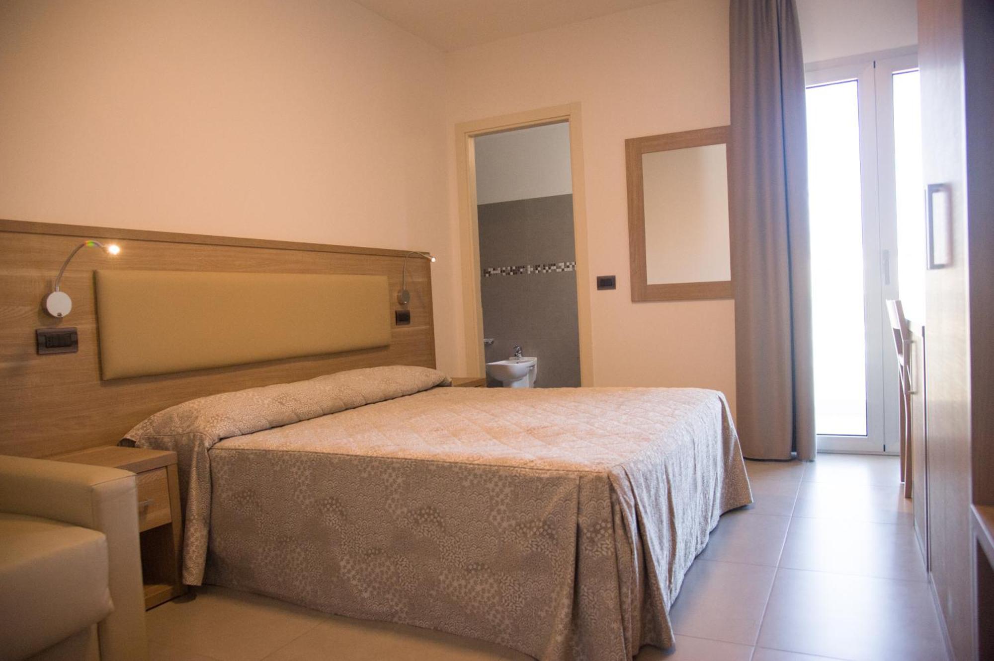 Residence Hotel Albachiara Rimini Bagian luar foto