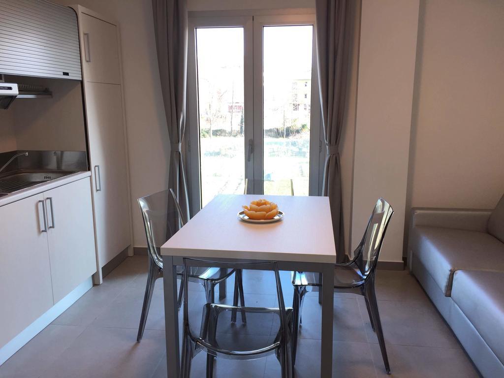 Residence Hotel Albachiara Rimini Ruang foto