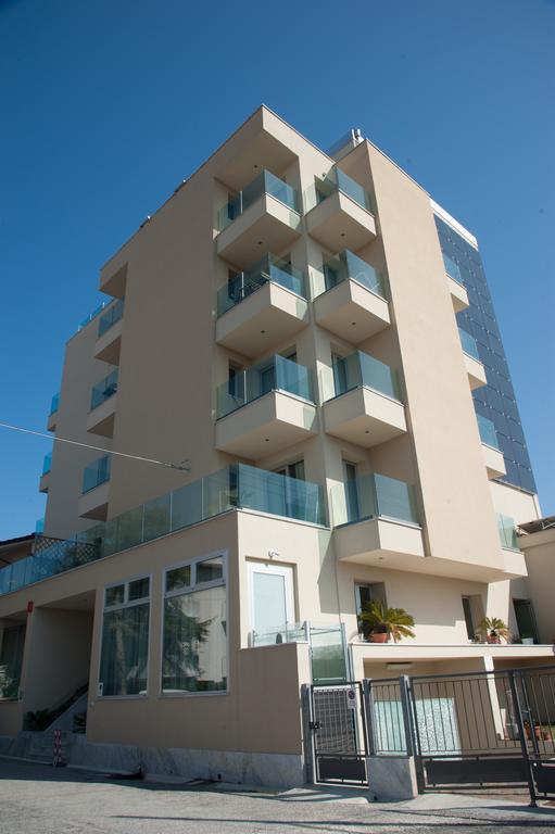 Residence Hotel Albachiara Rimini Bagian luar foto