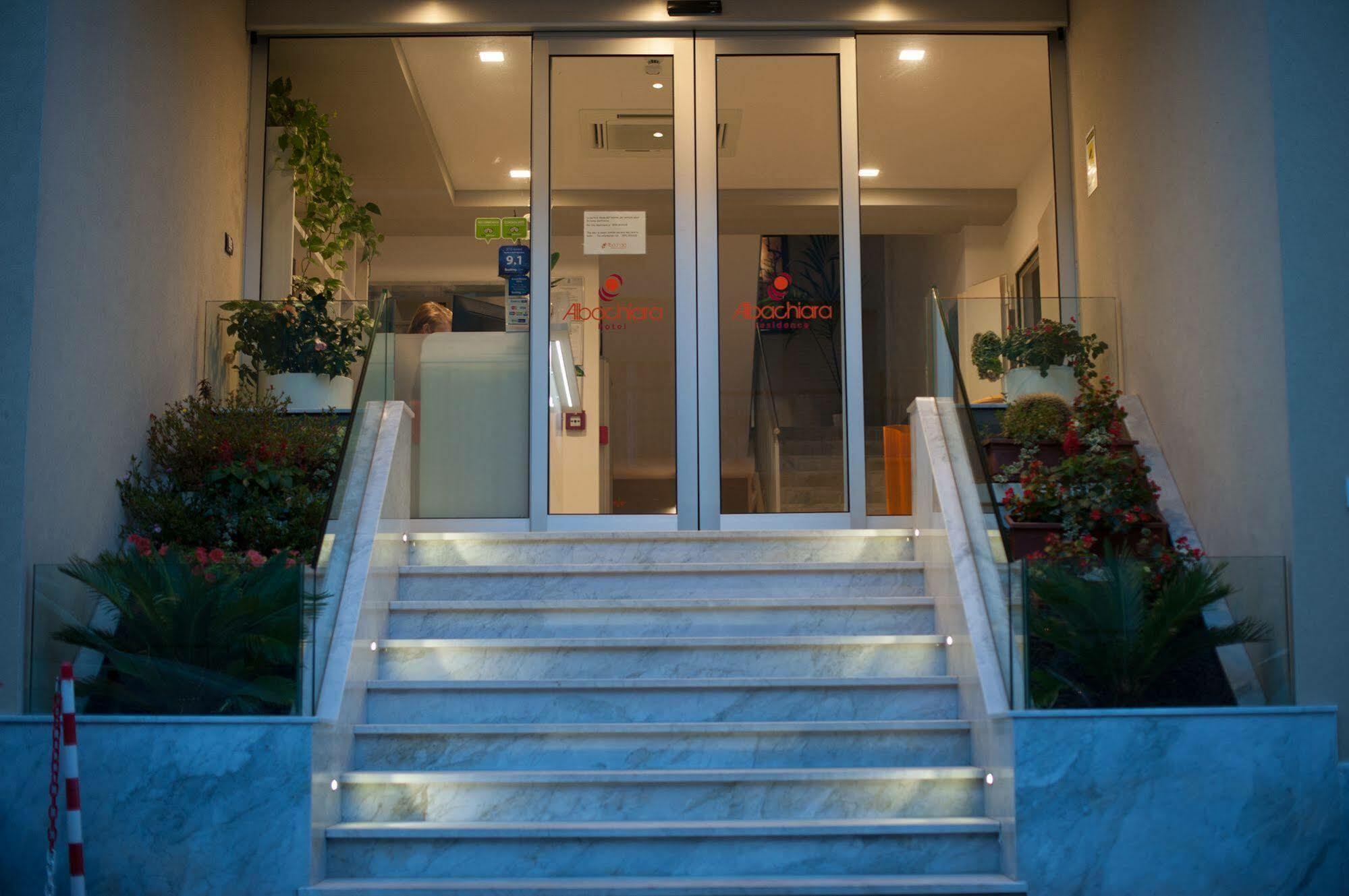 Residence Hotel Albachiara Rimini Bagian luar foto